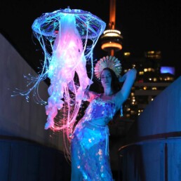 unnaturalglow-livewire-fiber-optic-jellyfish-roaming-ambient-event-charater-led-prop