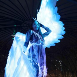 unnaturalglow-livewire-led-glowing-wings-fiber-optic-costuming