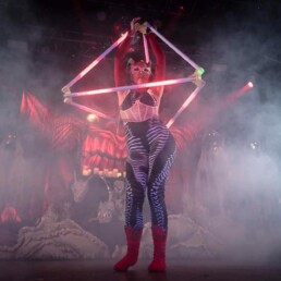unnaturalglow-livewire-led-lightshow-stage-led-tetrahedron-prop