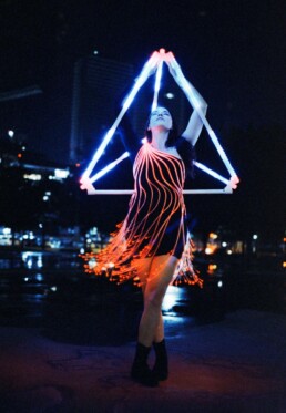 unnaturalglow-livewire-led-pyramid-prop-fiber-optic-costume
