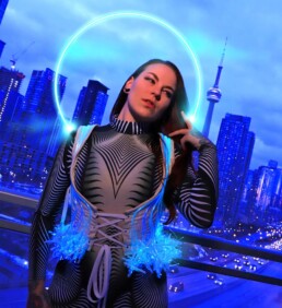 unnaturalglow-livewire-led-vest-light-uo-costume-fiber-optics